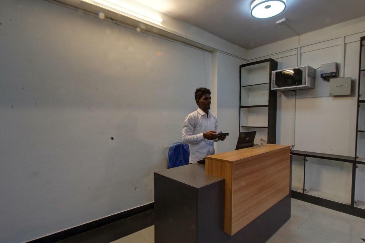 Oyo Flagship 36650 Tristar Inn Coimbatore Exterior foto